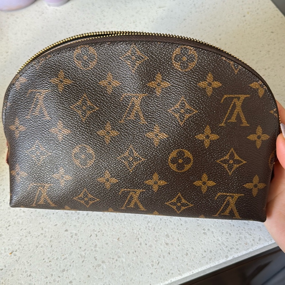 Louis Vuitton Cosmetic pouch GM